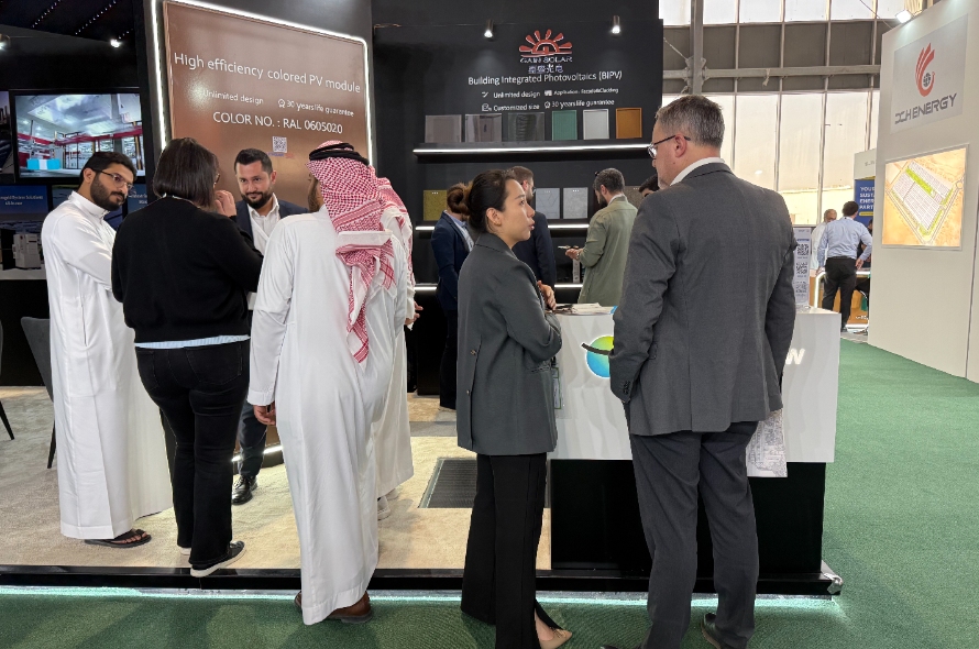 Gain Solar shines at Solar