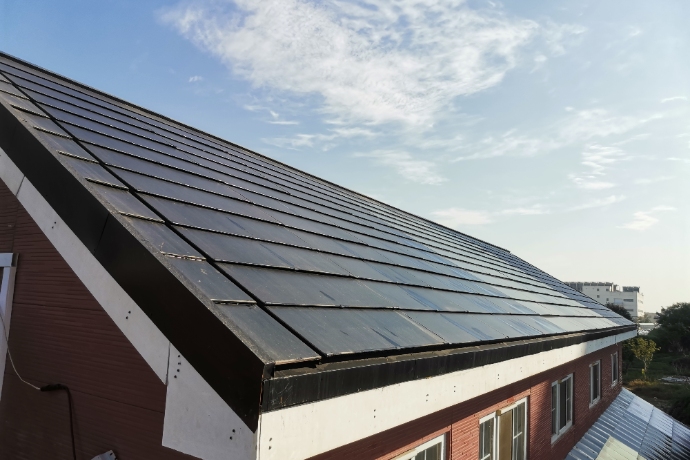 A 2026 Guide to Solar Roof Tiles Price A 2026 Guide to Solar Roof Tiles Price