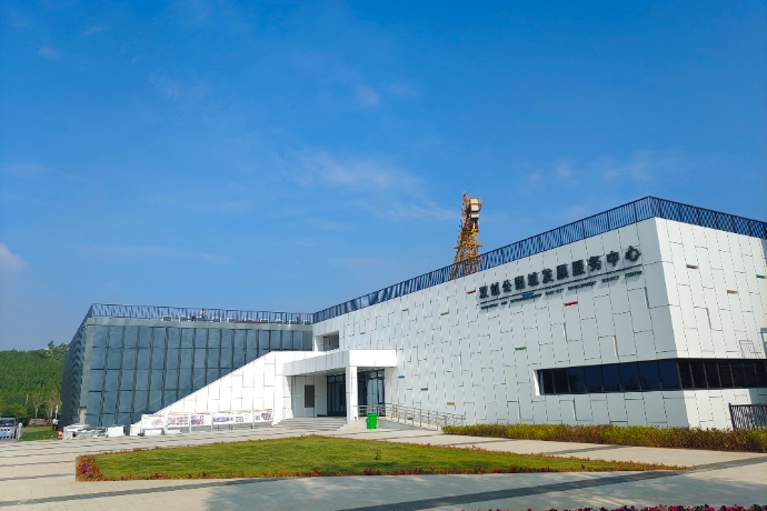 Hidden Solar Panels: How BIPV and Solar Roof Tiles Make Solar Power Part of the Building Hidden Solar Panels: How BIPV and Solar Roof Tiles Make Solar Power Part of the Building