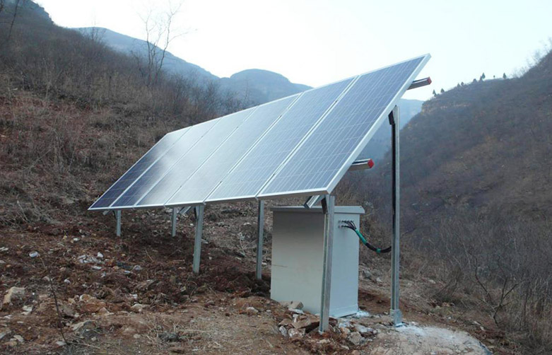 Off-grid monitoring system