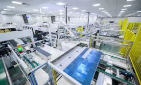 Inside a BIPV “Smart Manufacturing” Factory: How Is a Power-Generating Green Building Material Made?